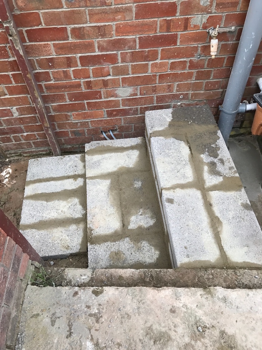 Builder: Image 9